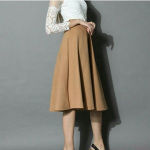Wool camel skirt zipper